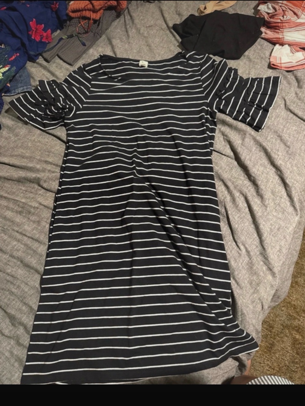 Black & White Striped Midi Dress with Short Sleeves
